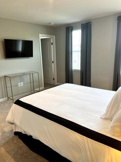 Family Friendly 4Br Home Near Ft Gregg Adams Vsu Petersburg Kültér fotó