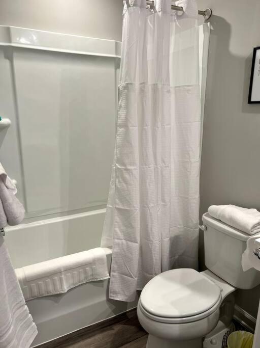 Family Friendly 4Br Home Near Ft Gregg Adams Vsu Petersburg Kültér fotó